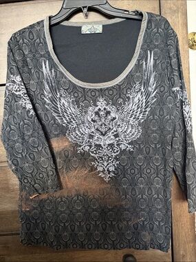 Vanilla Sugar Black Long Sleeve Scoop Neck Top with White Wing Crest